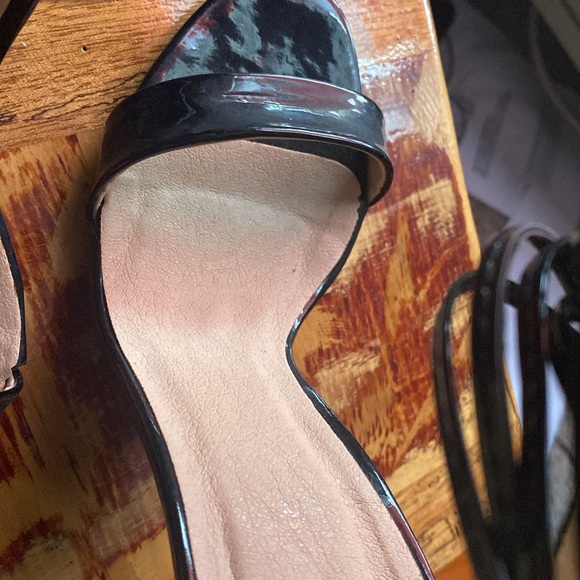 Strappy black stilettos - Picture 2 of 3